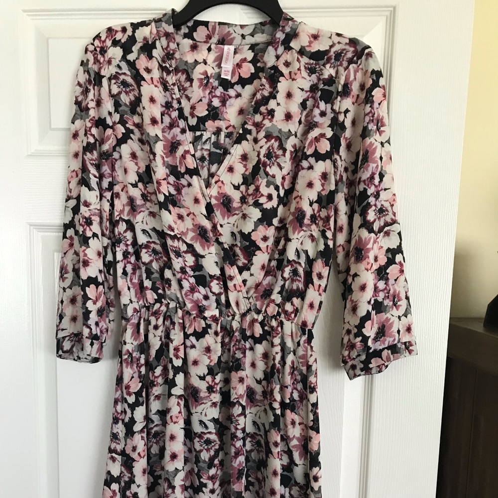 Long sleeved casual dress